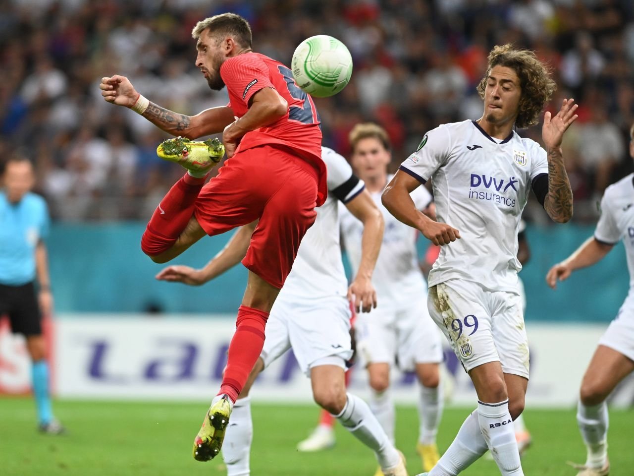 Fostul atacant al lui FCSB rupe plasele la noua echipă: trei &rdquo;duble&rdquo; consecutive &icirc;n ultimele trei etape!